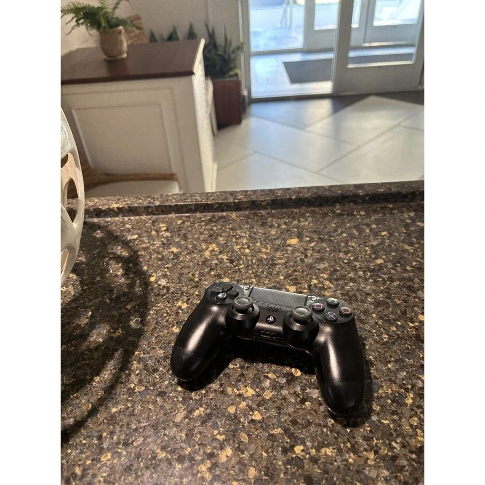 PS4 DualShock Controller Wireless Black Pre Owned PlayStation 4 Tested Working